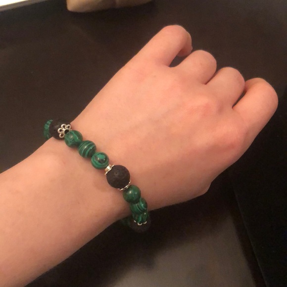 🌸Essential Oil Diffuser Bracelet - Picture 2 of 2